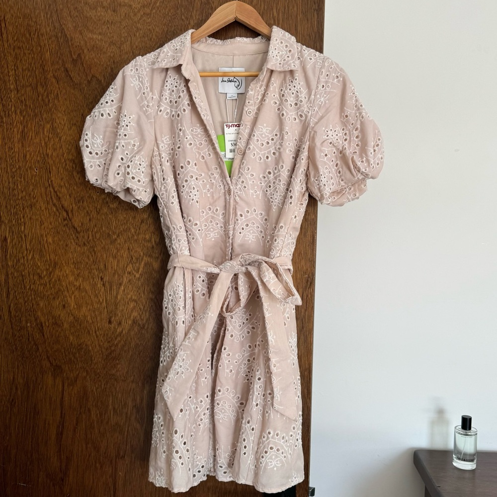 Puff sleeve eyelit mini dress